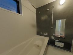 １日の疲れをいやす浴室は1坪以上