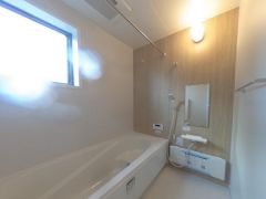 １日の疲れをいやす浴室は1坪以上