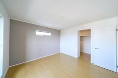 寝室・子供部屋に最適な明るい洋室