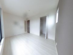寝室・子供部屋に最適な明るい洋室