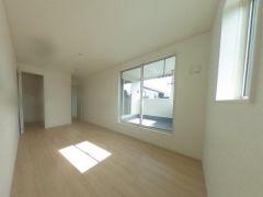 寝室・子供部屋に最適な明るい洋室