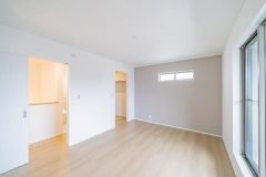 寝室・子供部屋に最適な明るい洋室