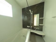 １日の疲れをいやす浴室は1坪以上