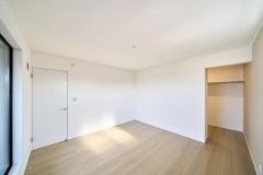 寝室・子供部屋に最適な明るい洋室