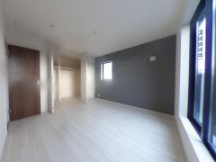 寝室・子供部屋に最適な明るい洋室