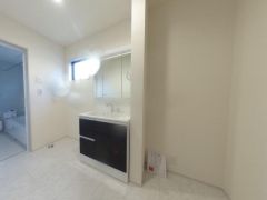 収納力と機能性にすぐれた洗面台