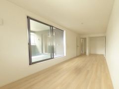 寝室・子供部屋に最適な明るい洋室