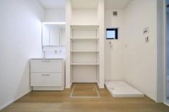 収納力と機能性にすぐれた洗面台