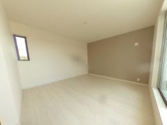 寝室・子供部屋に最適な明るい洋室