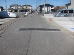 西側道路5.7m