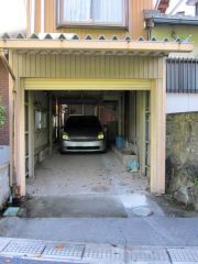 ガレージ付き駐車場