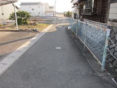 西側道路3.3ｍ