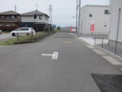 東側道路6.4m