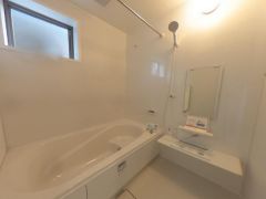 １日の疲れをいやす浴室は1坪以上