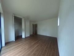 寝室・子供部屋に最適な明るい洋室