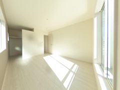 寝室・子供部屋に最適な明るい洋室