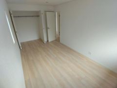 寝室・子供部屋に最適な明るい洋室