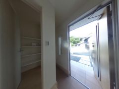 雨具も片付くシューズインクローク