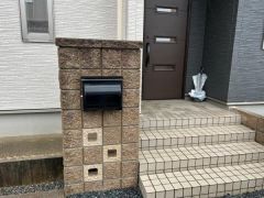 玄関アプローチ
