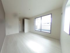寝室・子供部屋に最適な明るい洋室