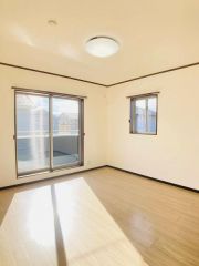 寝室・子供部屋に最適な明るい洋室