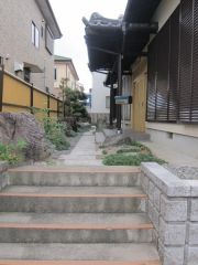 玄関アプローチ