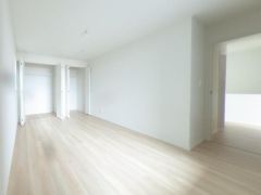 寝室・子供部屋に最適な明るい洋室