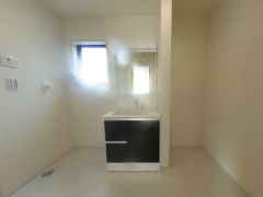 収納力と機能性にすぐれた洗面台