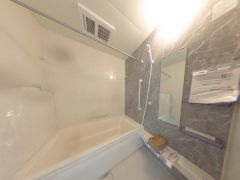 １日の疲れをいやす浴室は1坪以上