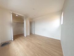 寝室・子供部屋に最適な明るい洋室