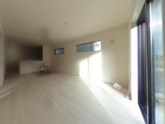 日当り良好な明るいリビング