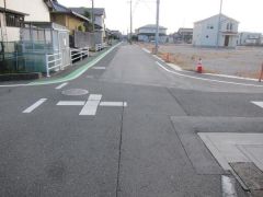 東側道路6m