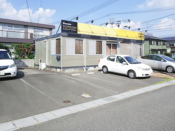 岐阜店駐車場